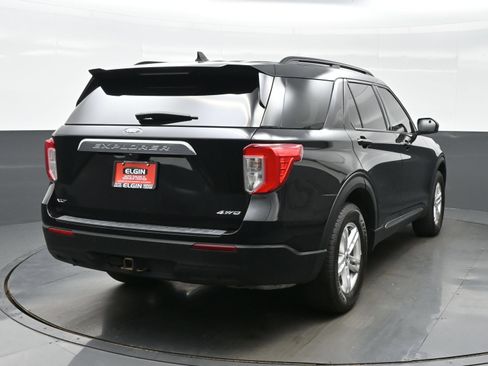 Used 2021 Ford Explorer XLT w/ Class III Trailer Tow Package AWD/4WD image 5