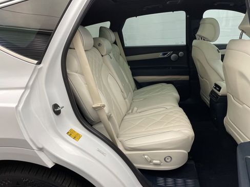 Used 2025 Genesis GV80 3.5T Prestige image 30