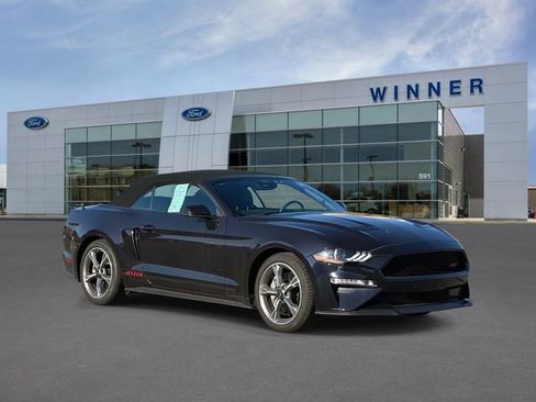 Used 2022 Ford Mustang GT Premium w/ Equipment Group 401A image 5