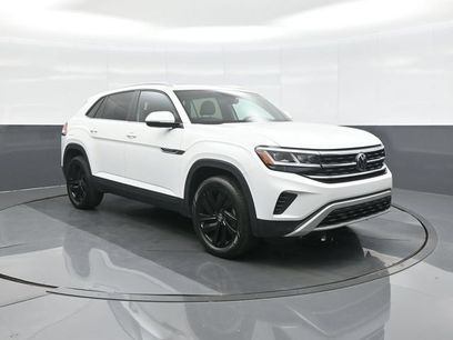 Used 2023 Volkswagen Atlas Cross Sport SE w/ Panoramic Sunroof Package