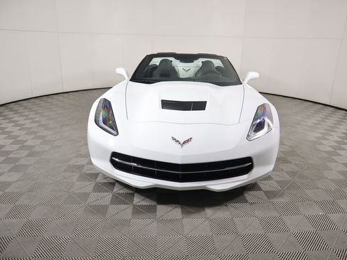 Used 2019 Chevrolet Corvette Stingray Convertible w/ 1LT image 2