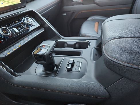 Used 2025 GMC Sierra 1500 AT4 image 20