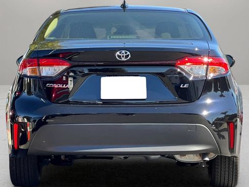 New 2026 Toyota Corolla LE FWD image 4