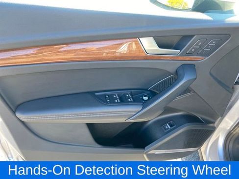 Used 2023 Audi Q5 2.0T Premium Plus image 16