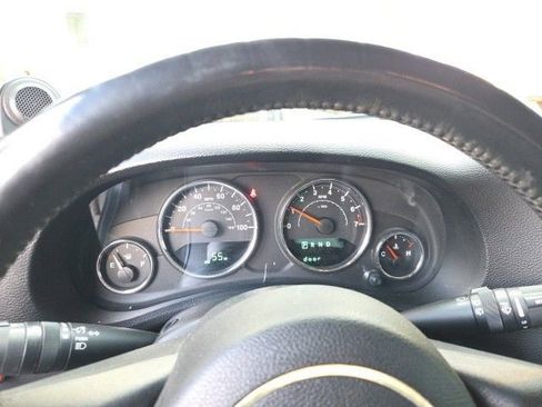 Used 2014 Jeep Wrangler Unlimited Sahara w/ Trailer Tow Group AWD/4WD image 2