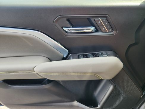 New 2026 Chevrolet Colorado ZR2 w/ Technology Package image 13