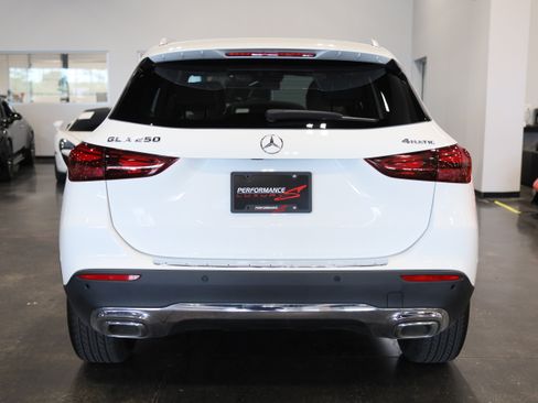 Used 2024 Mercedes-Benz GLA 250 4MATIC image 5