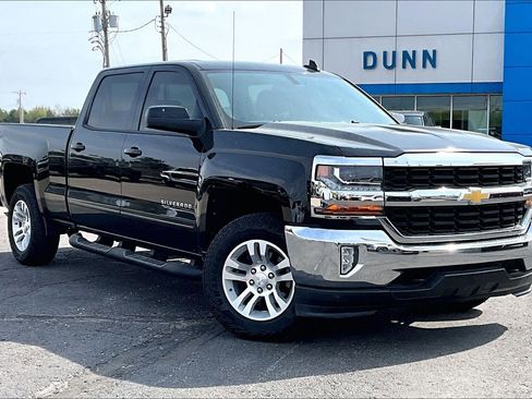 Used 2018 Chevrolet Silverado 1500 LT w/ All Star Edition image 11