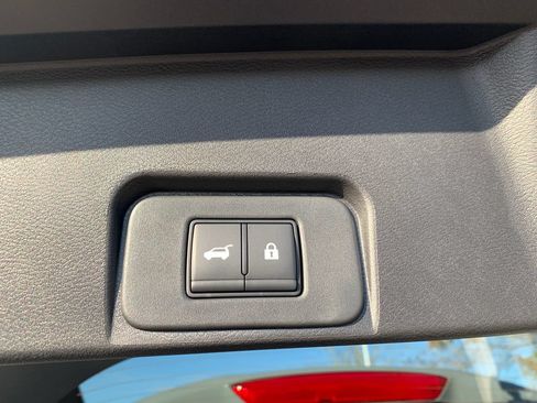 New 2026 Nissan Rogue SV FWD image 7