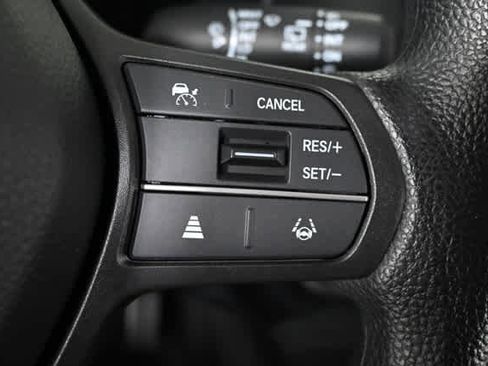 Used 2024 Honda HR-V LX image 19