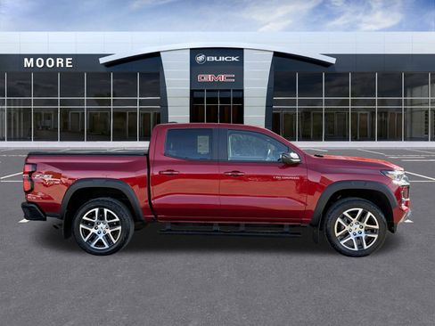 Used 2024 Chevrolet Colorado Z71 w/ Z71 Convenience Package 2 image 2