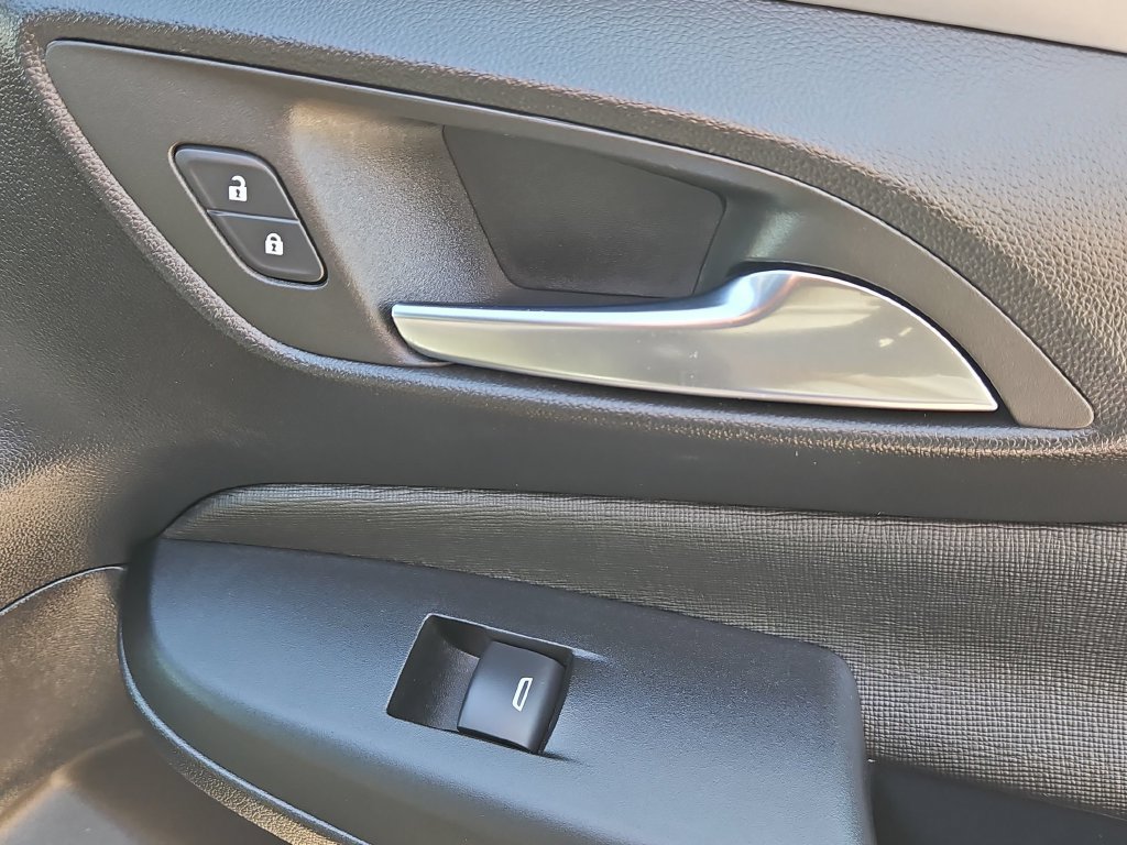 Used 2026 Buick Envista Preferred FWD image 31