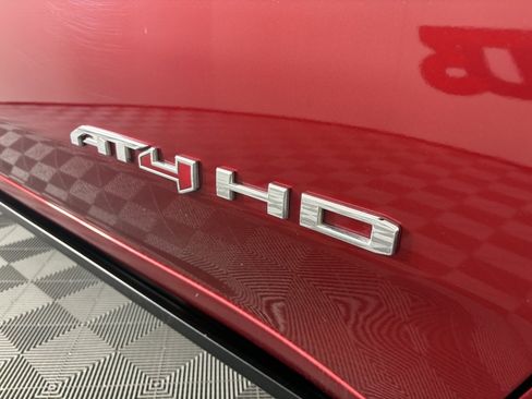 Used 2023 GMC Sierra 2500 AT4 w/ AT4 Preferred Package image 11