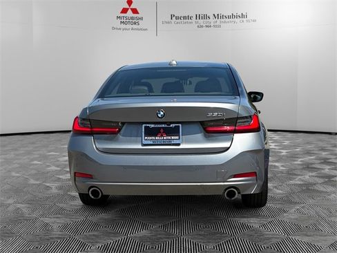 Used 2023 BMW 330i Sedan image 5