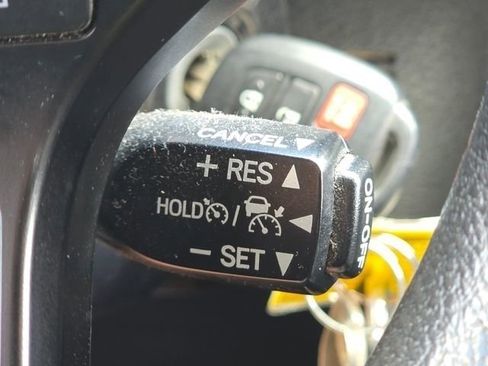 Used 2021 Toyota Tacoma SR AWD/4WD image 17