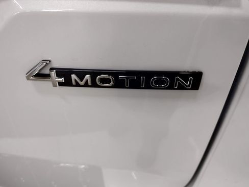 New 2026 Volkswagen Atlas SEL Premium R-Line AWD/4WD image 15