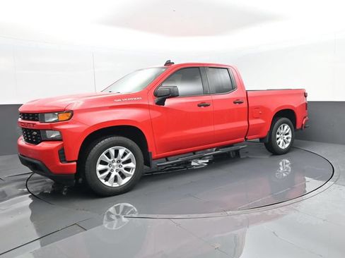 Used 2021 Chevrolet Silverado 1500 Custom AWD/4WD image 1