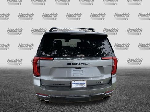 Used 2026 GMC Yukon Denali Ultimate AWD/4WD image 9