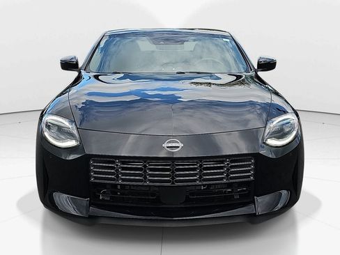 Used 2025 Nissan Z Performance w/ Floor Mat Package RWD image 9