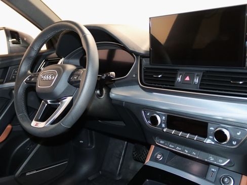 Used 2025 Audi Q5 Prestige AWD/4WD image 68