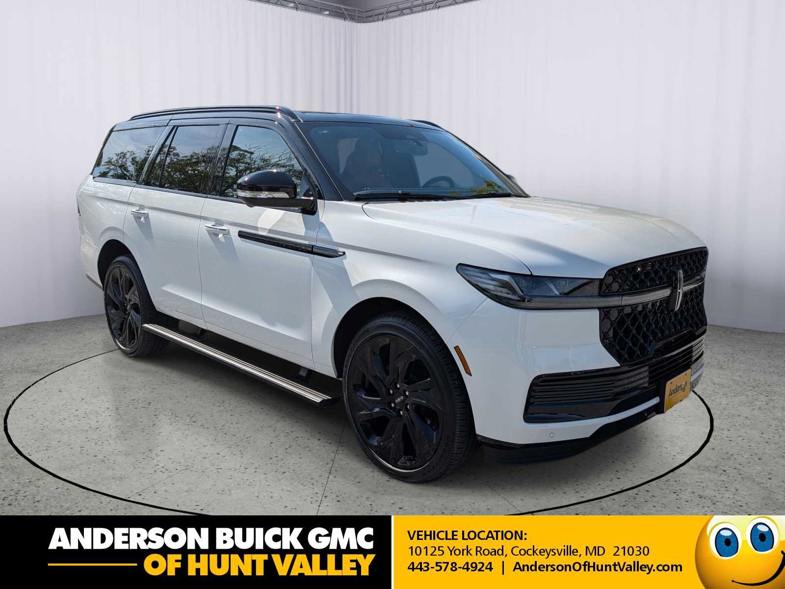 Used 2027 Lincoln Navigator Black Label AWD/4WD image 1