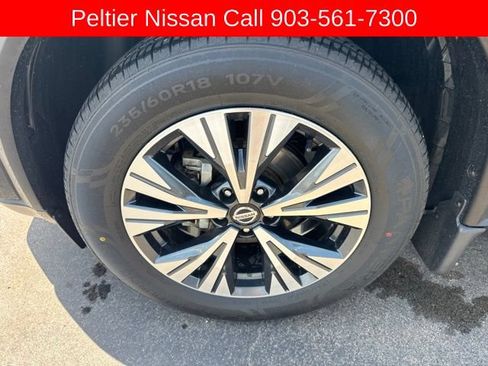 Used 2021 Nissan Rogue SV FWD image 9