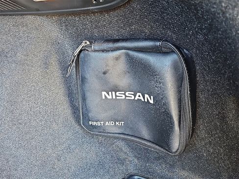 Used 2020 Nissan Rogue Sport SV image 30