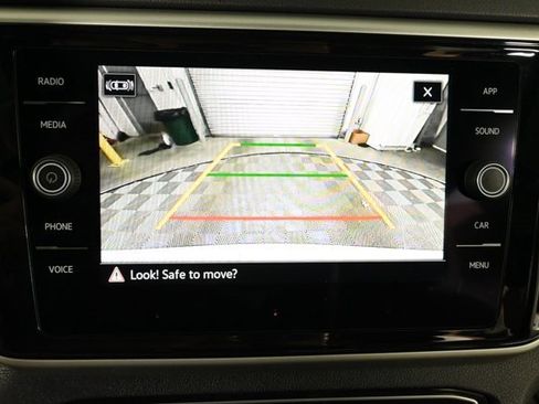 Certified 2022 Volkswagen Atlas Cross Sport SE w/ Panoramic Sunroof Package image 6