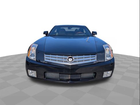 Used 2007 Cadillac XLR RWD image 9