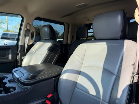 Used 2020 RAM 3500 Tradesman w/ Chrome Appearance Group AWD/4WD image 22