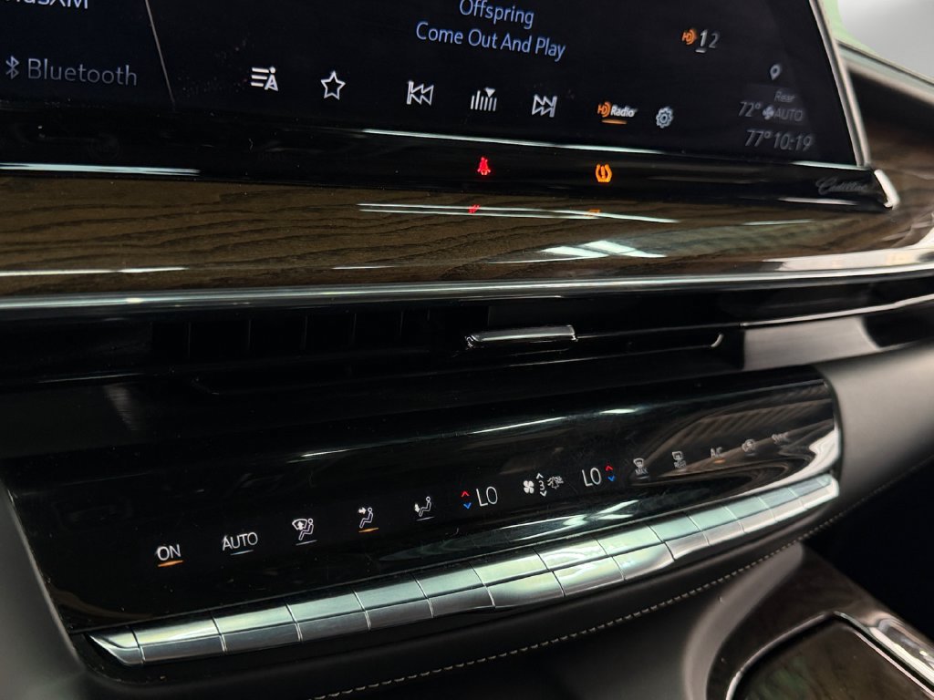 Used 2021 Cadillac Escalade ESV Sport Platinum w/ LPO, ONYX Package AWD/4WD image 25