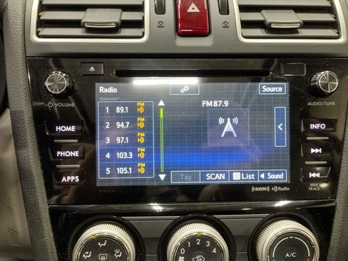 Used 2016 Subaru Forester 2.5i Premium w/ All-Weather Package AWD/4WD image 32