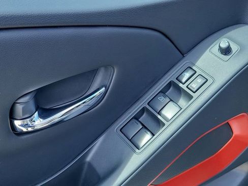 Used 2025 Nissan Frontier PRO-4X w/ Pro Convenience Package image 15