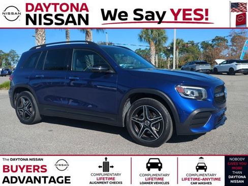 Used 2020 Mercedes-Benz GLB 250 w/ AMG Line image 1