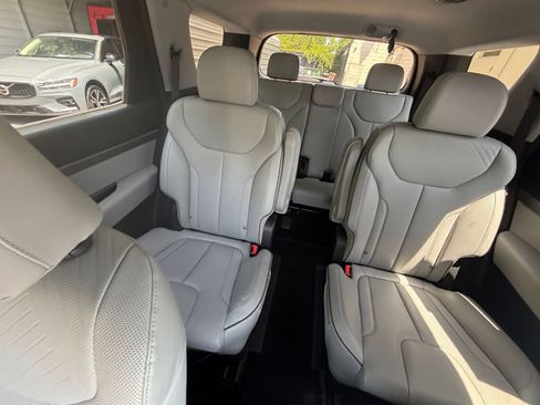 Used 2025 Hyundai Palisade SEL FWD image 37