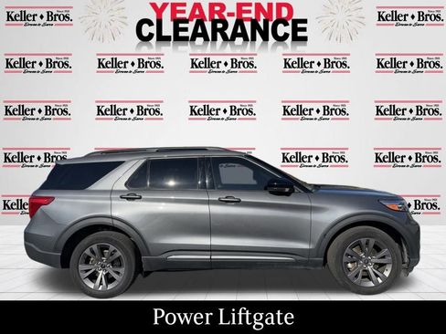 Used 2022 Ford Explorer XLT w/ Equipment Group 202A image 8