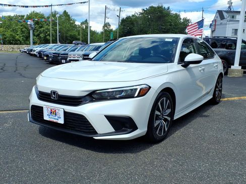 Used 2022 Honda Civic EX image 4