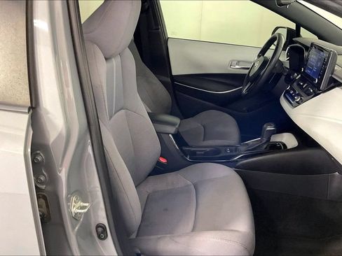 Used 2022 Toyota Corolla SE FWD image 9