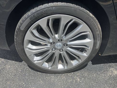 Used 2017 Buick LaCrosse Premium w/ Driver Confidence Package #2 AWD/4WD image 27