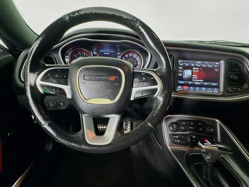 Used 2018 Dodge Challenger SXT Plus RWD image 10