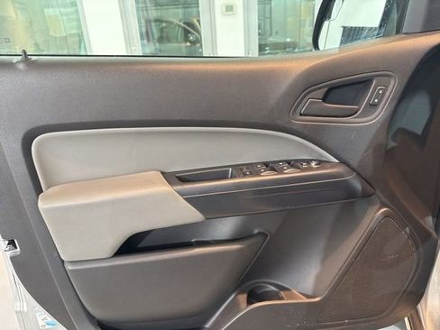 Used 2017 Chevrolet Colorado W/T w/ WT Convenience Package image 18