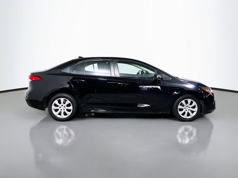 Used 2023 Toyota Corolla LE FWD image 3