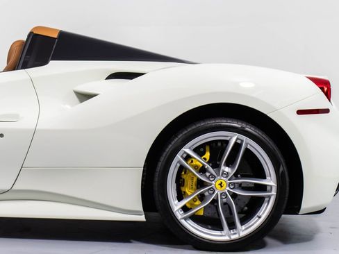 Certified 2019 Ferrari 488 Spider image 27