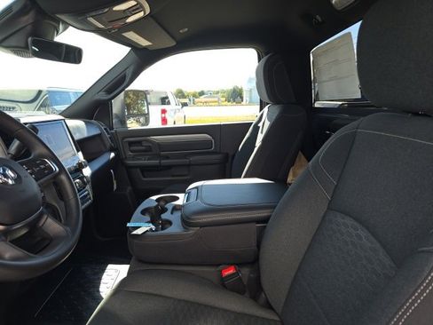 New 2026 RAM 3500 Tradesman w/ Chrome Appearance Group image 16