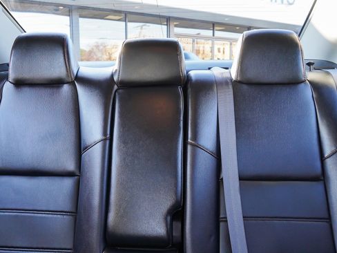 Used 2024 Nissan Sentra SR w/ SR Premium Package image 22