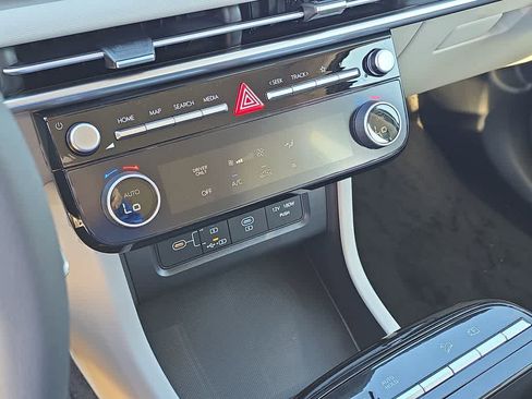 New 2026 Hyundai Tucson Blue SE image 29