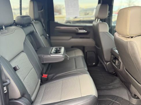 Used 2024 Chevrolet Silverado 1500 ZR2 w/ Technology Package image 33