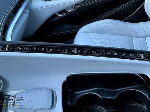 Used 2025 Chevrolet Corvette Stingray Premium Conv w/ 3LT image 25