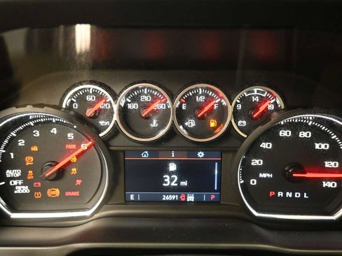 Used 2022 Chevrolet Silverado 1500 RST w/ Safety Package image 16