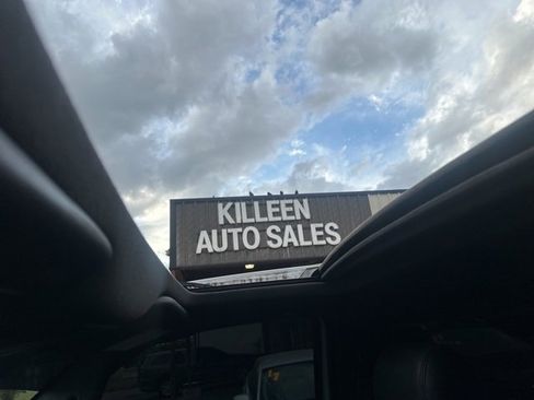 Used 2013 Ford F250 Platinum w/ FX4 Off Road Pkg image 28